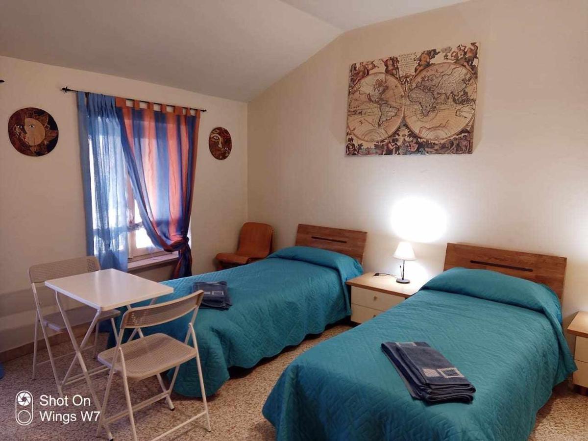 Beb Infamiglia Bed and Breakfast Cascinette Buitenkant foto